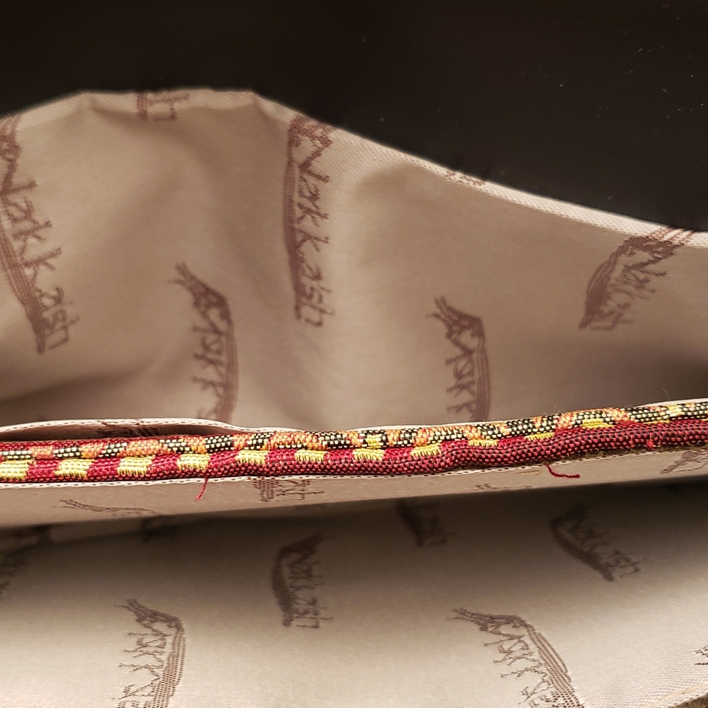 NWT**Boutique Tapestry Clutch Crossbody Purse - Picture 4 of 11